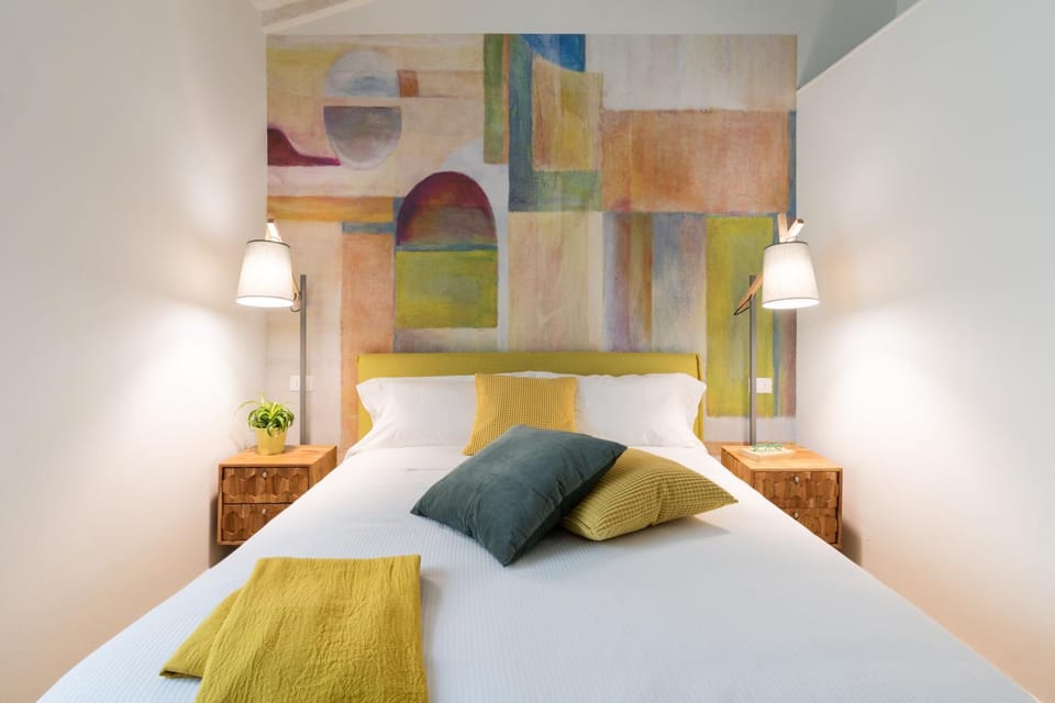 Bed, Photo of the whole room, Bedroom