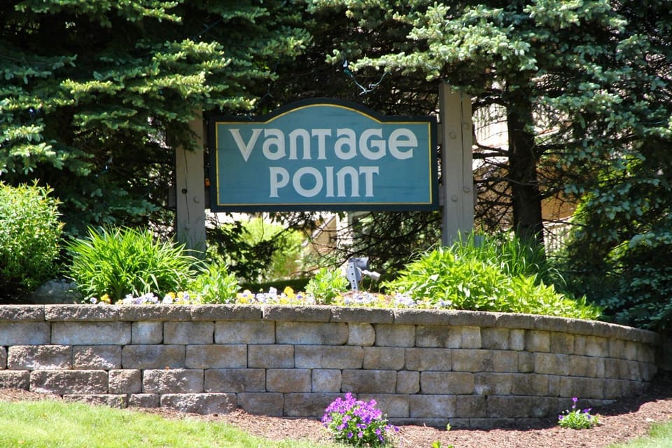 Logo/Certificate/Sign, Area and facilities
