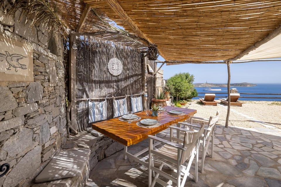 Patio, Day, Balcony/Terrace, Dining area, Sea view