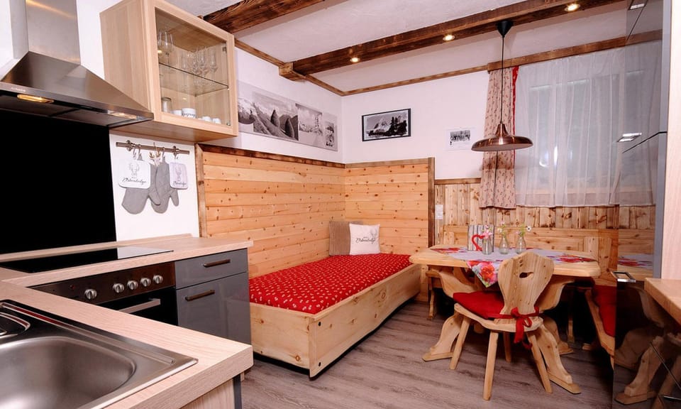 Eberl´s Zirbenlodge Apartment in Tyrol