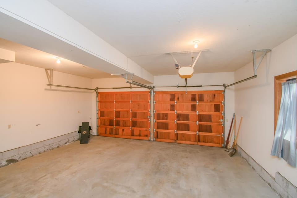 Skyland Retreat - Max nighttime occupancy of 8 House in Skyland