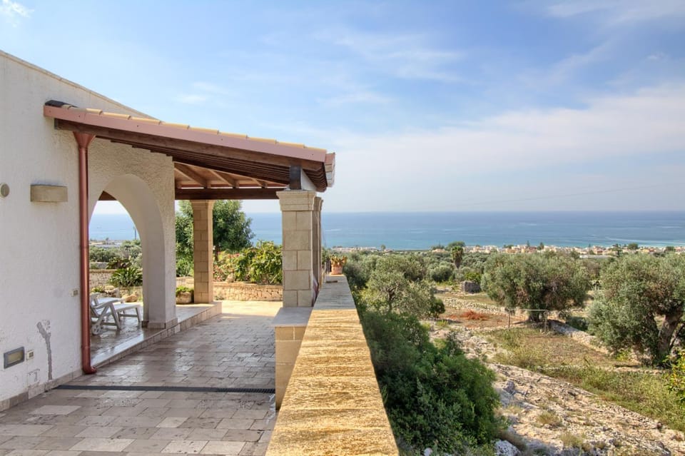 Facade/entrance, Garden view, Landmark view, Sea view
