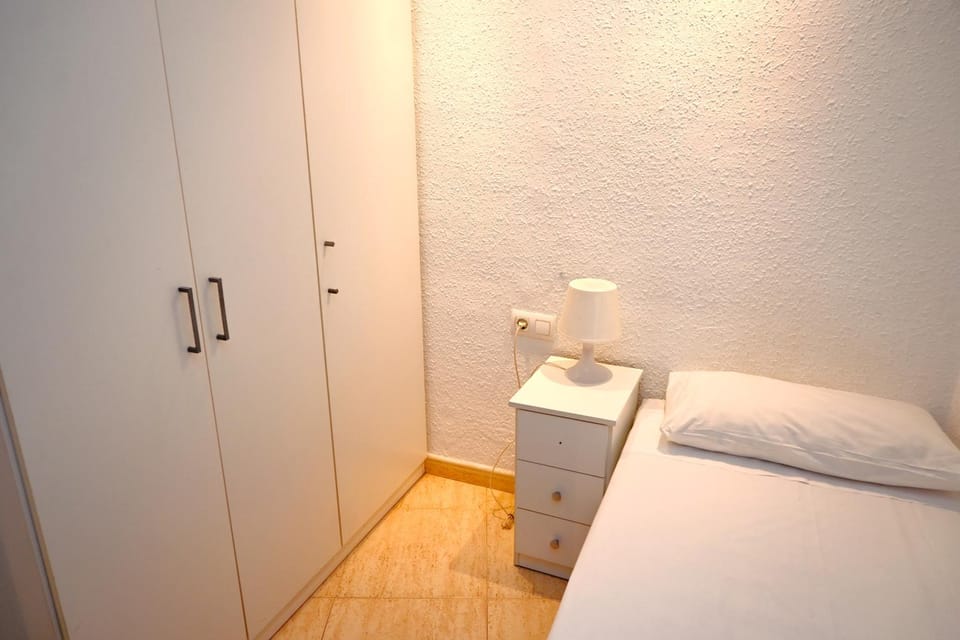 Bed, Photo of the whole room, Bedroom, wardrobe