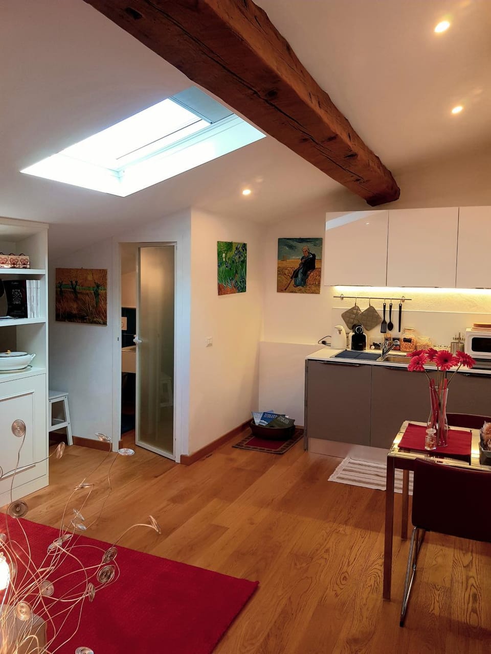 Loft Bianco Apartment in Florence