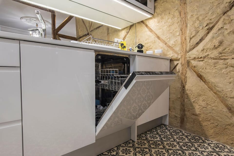 Kitchen or kitchenette, Other