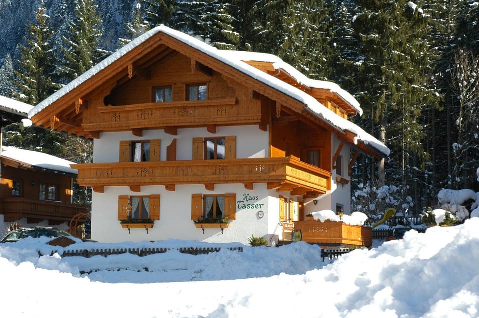 Property building, Winter