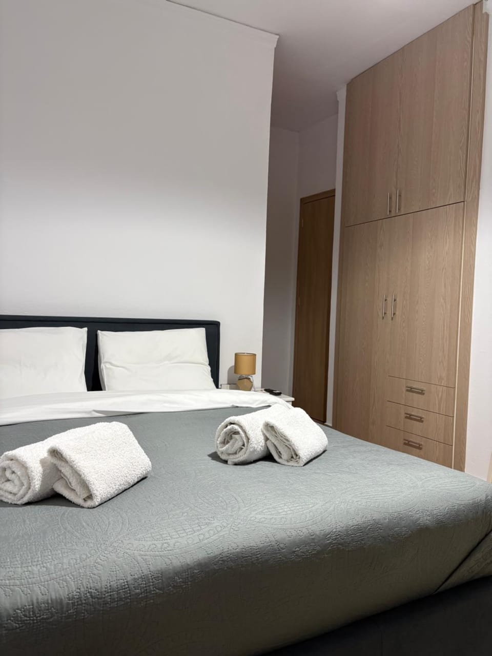 Bed, Bedroom, wardrobe