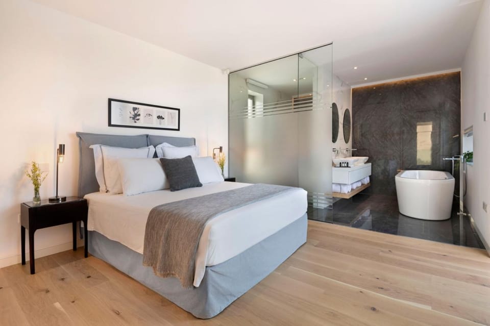 Bathroom, Balcony/Terrace, Bedroom