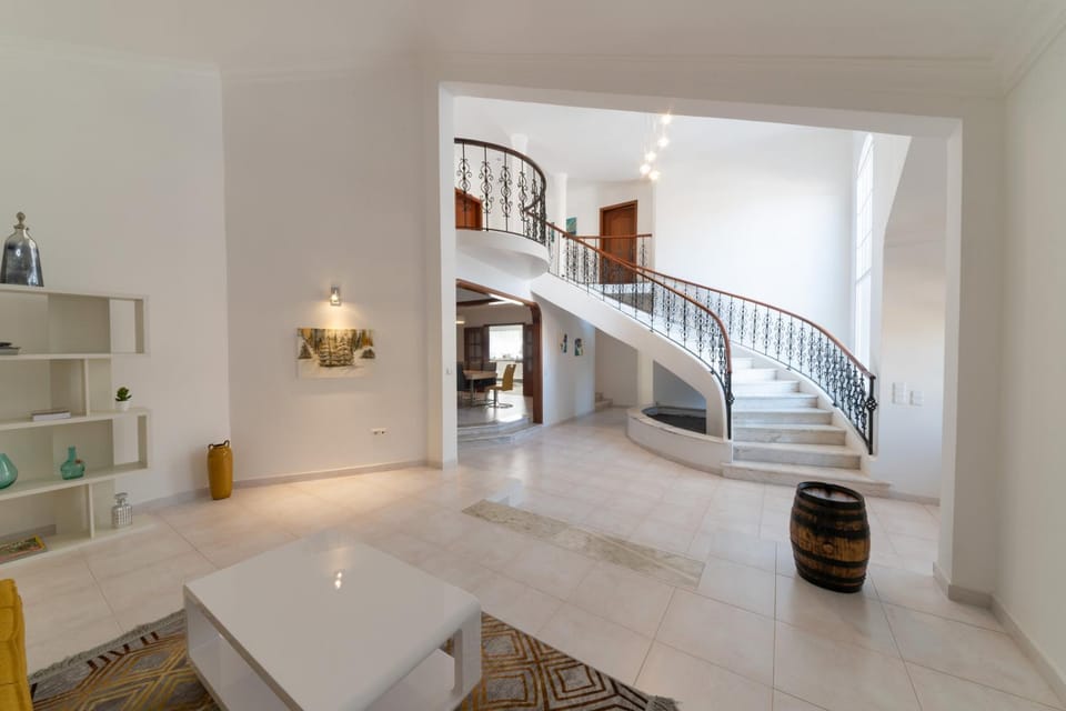 Mansion Almond - SEA, SUN and a charming refuge! Villa in Madeira District