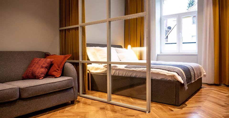 Bed, Living room, Photo of the whole room, Seating area, Bedroom