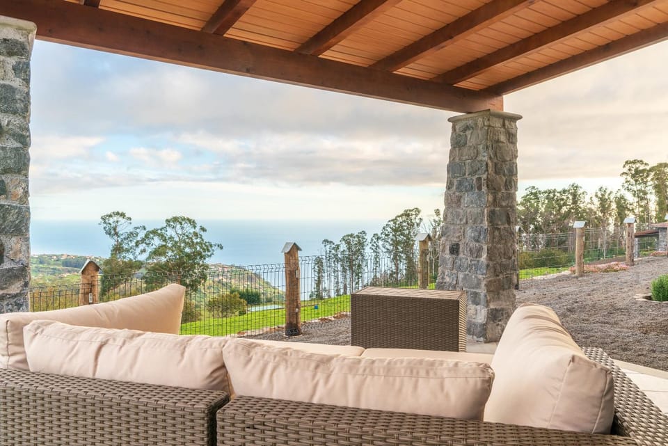 Rochão Village by Rent2U, Lda Bed and Breakfast in Madeira District