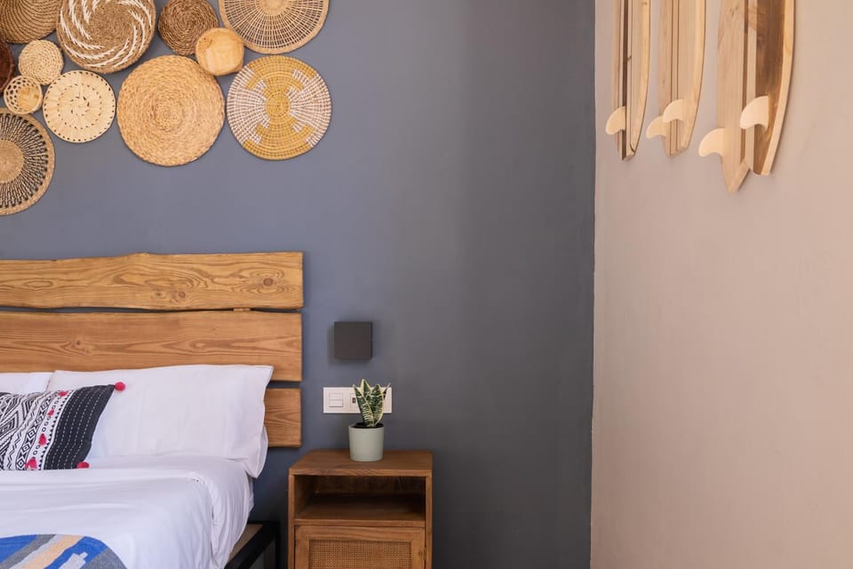 Bed, Photo of the whole room, Decorative detail, Bedroom
