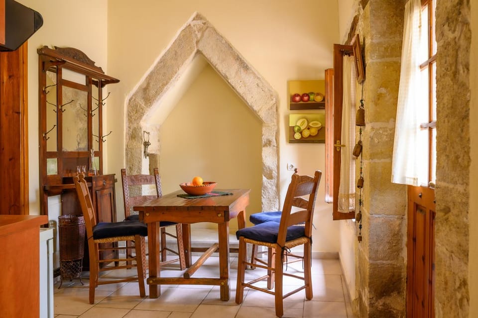 Troullos Traditional Homes Apartment hotel in Crete Region