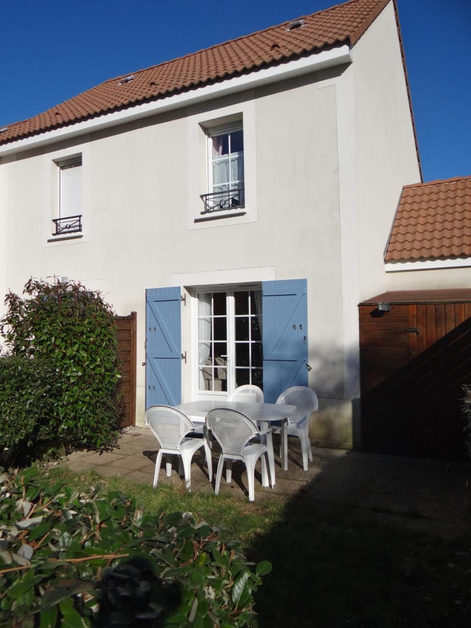 Patio, Garden, Garden, Balcony/Terrace