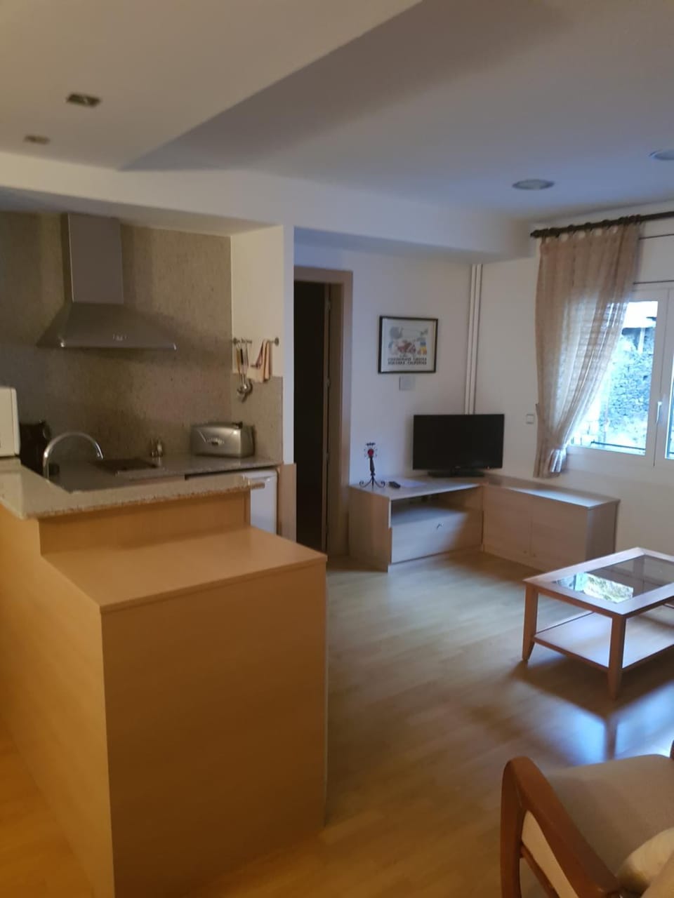 TV and multimedia, Kitchen or kitchenette, Seating area, Dining area, Street view