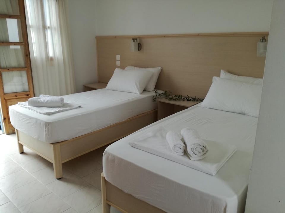 Zorbas Studios Apartment in Karpathos, 857 00, Greece