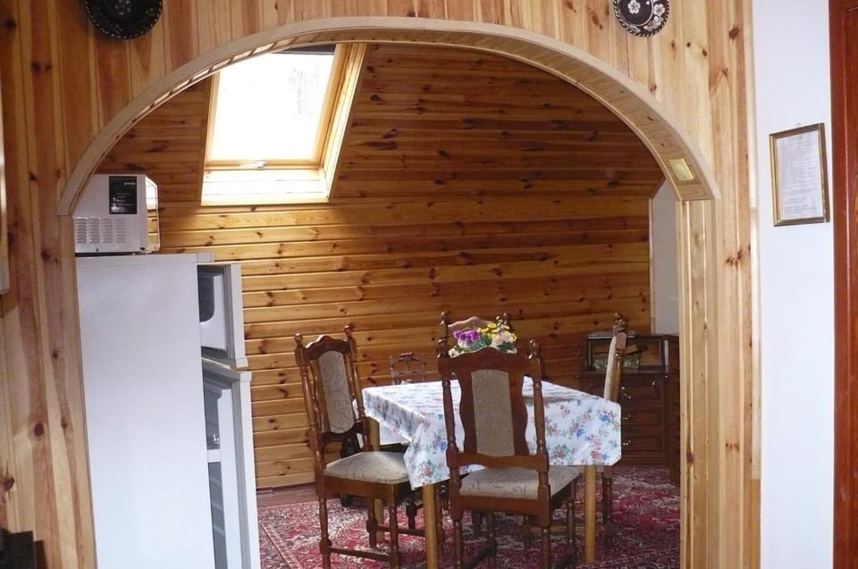 Communal lounge/ TV room, Dining area