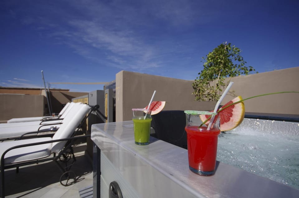 Patio, Garden, Lounge or bar, Area and facilities, Swimming pool