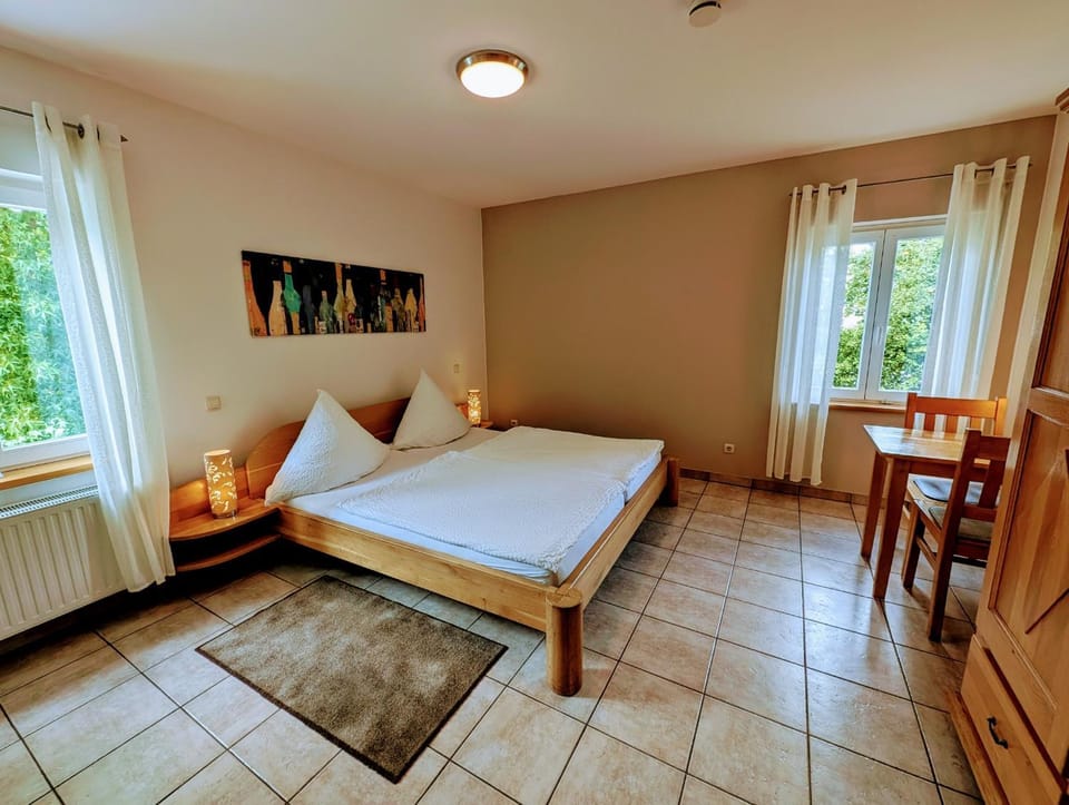Weingut Weich Hotel in Trier-Saarburg