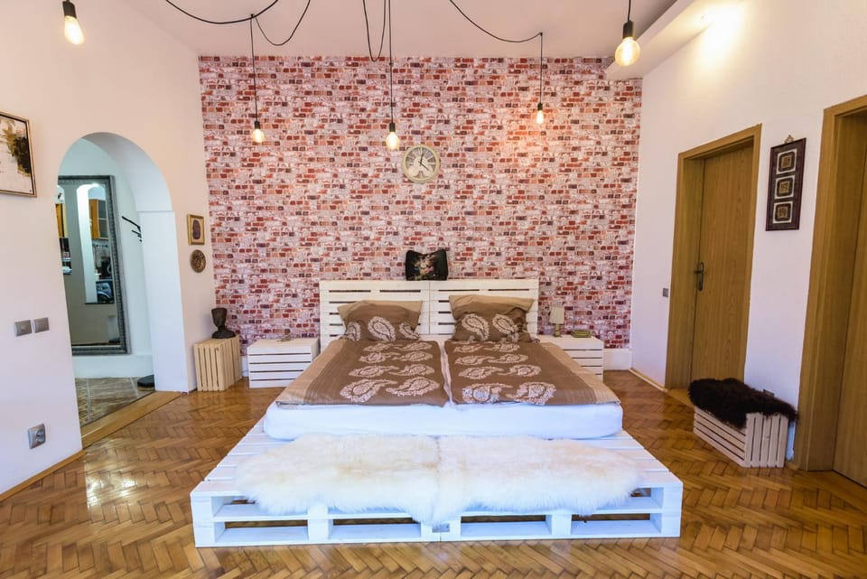 Living room, Photo of the whole room, Bedroom