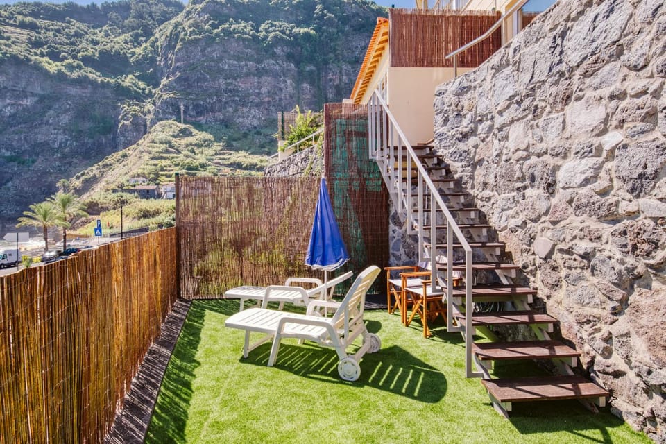Patio, BBQ facilities, Garden, Balcony/Terrace