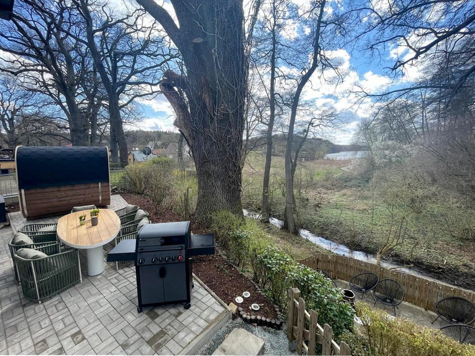 Ferienhaus TRAUM AM SEE mit Sauna und Whirlpool House in Plau am See