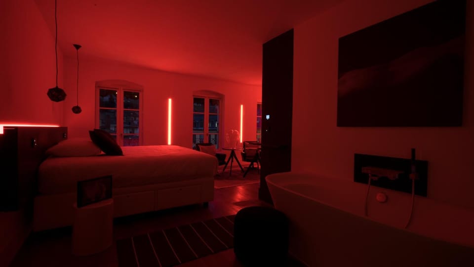 Photo of the whole room, Bedroom, Bath