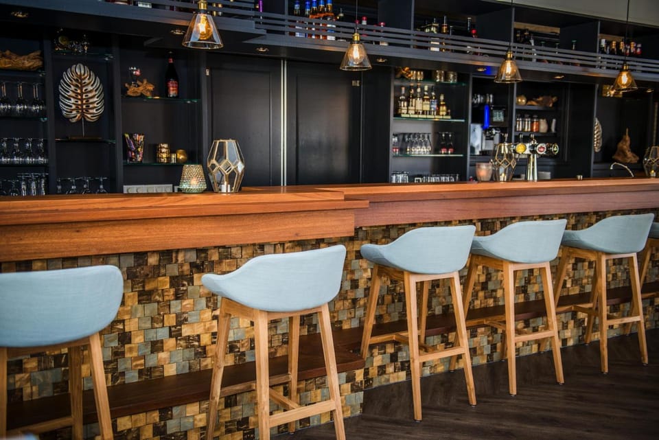 Lounge or bar