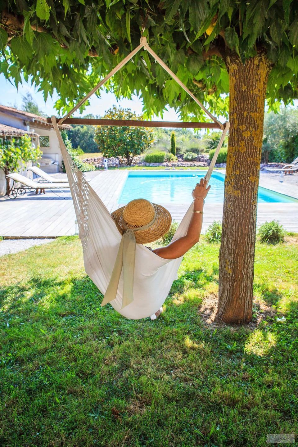 People, Balcony/Terrace, Garden view, Pool view