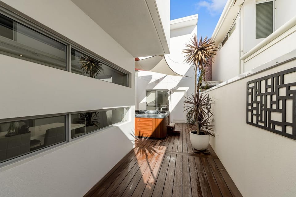 Ultra Stylish Fremantle Area House in Perth