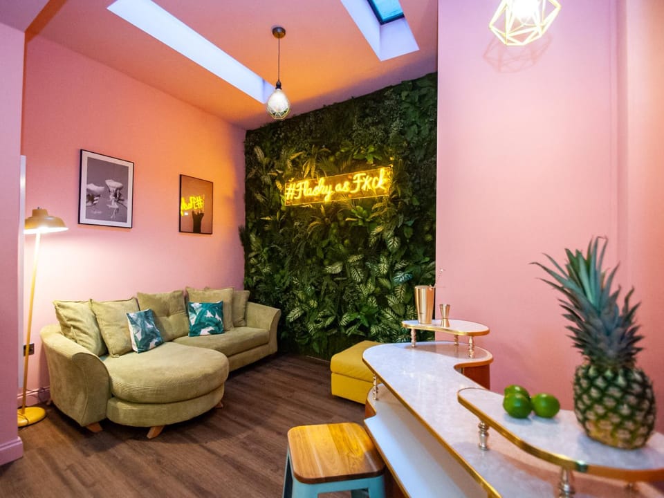 Number Twenty Four Townhouse - Sleeps 22 House in Brighton