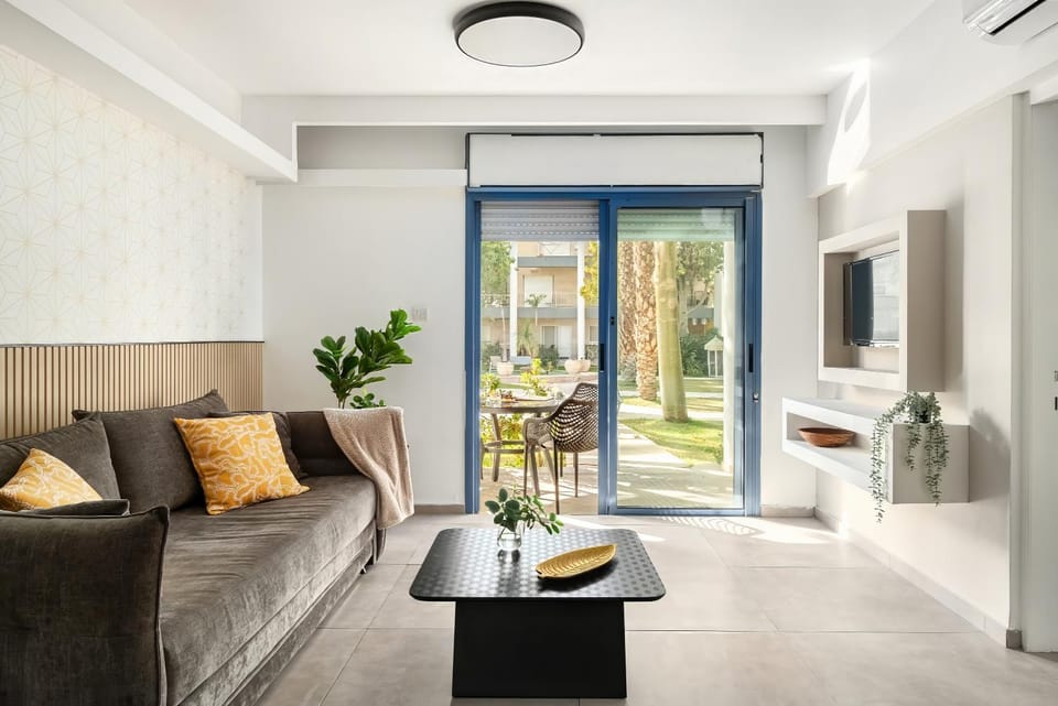 Royal Park Apartments Resort by Sea N Rent Apartment in Eilat