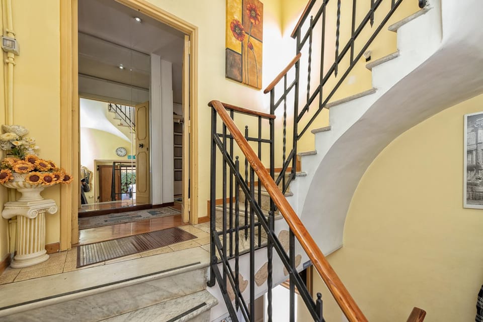 Facade/entrance, Lobby or reception