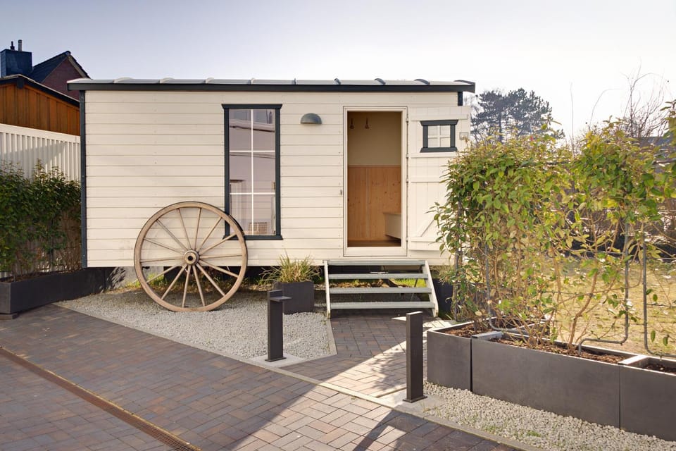 Property building, Sauna