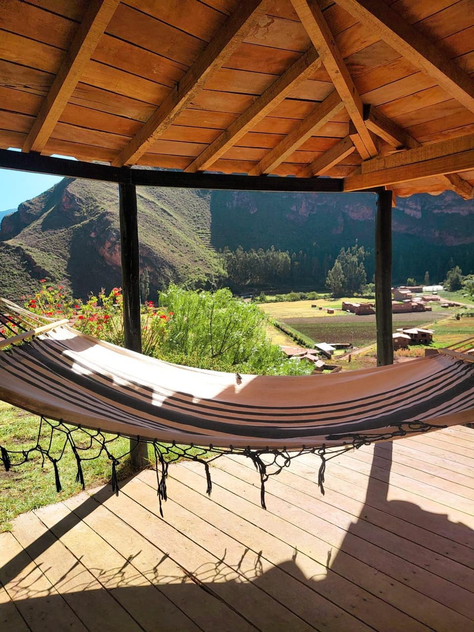 Wolf Totem Backpacker Steam Punk Villa Apartment in Pisac