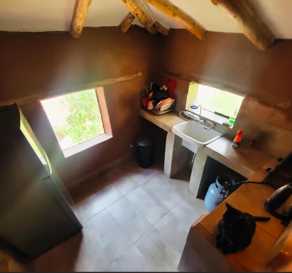 Wolf Totem Backpacker Steam Punk Villa Apartment in Pisac