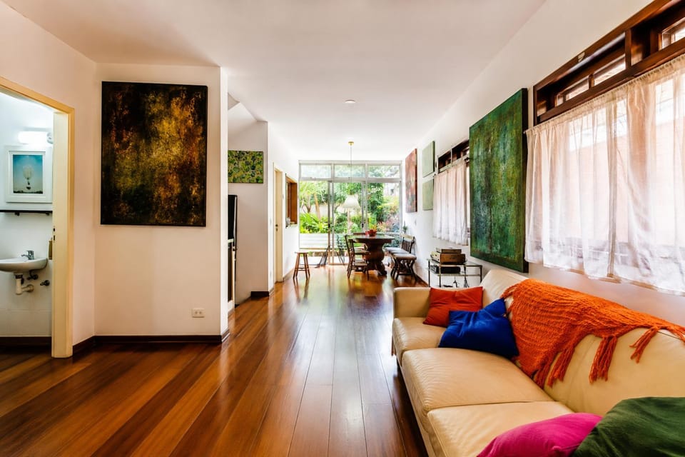 Maestro Ibirapuera Park House in Sao Paulo City
