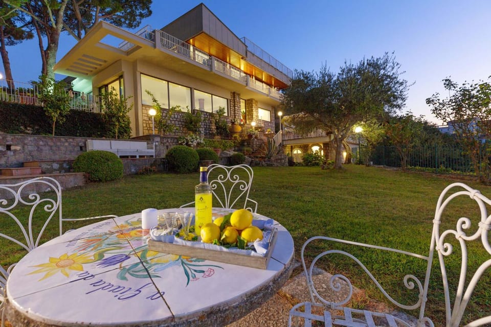 Patio, Garden, Garden view