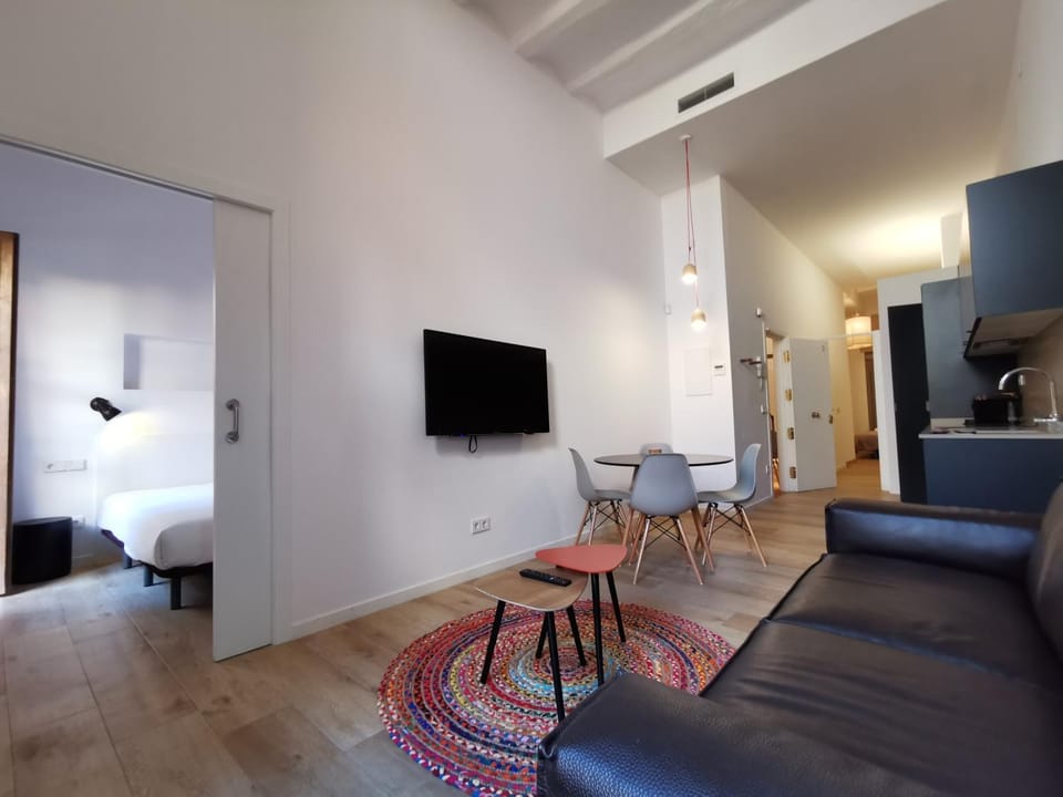Living room, Photo of the whole room
