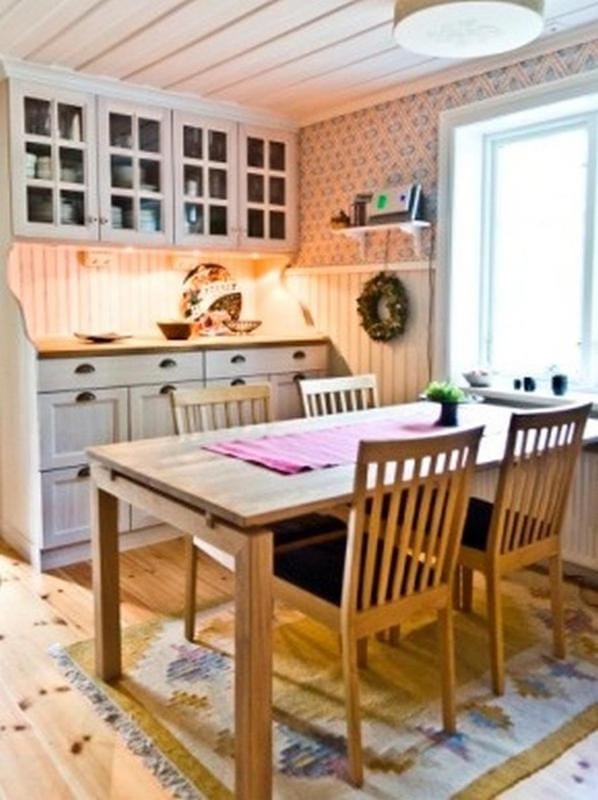 Kitchen or kitchenette, Decorative detail, Seating area, Dining area