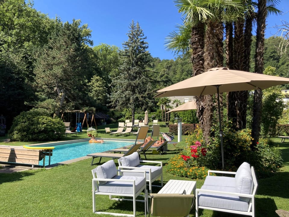 Garden, Swimming pool