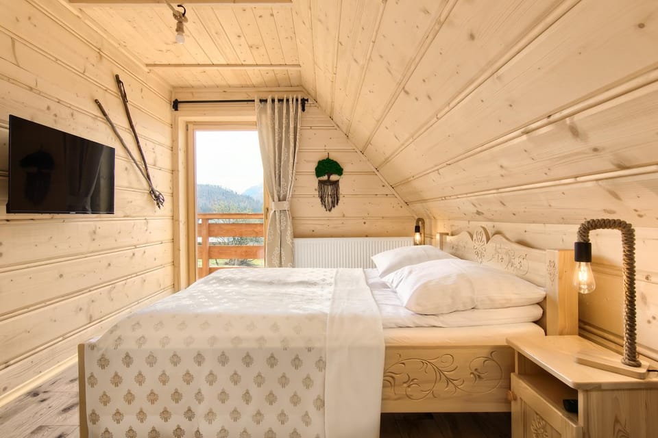 Bed, Balcony/Terrace, Photo of the whole room, Bedroom