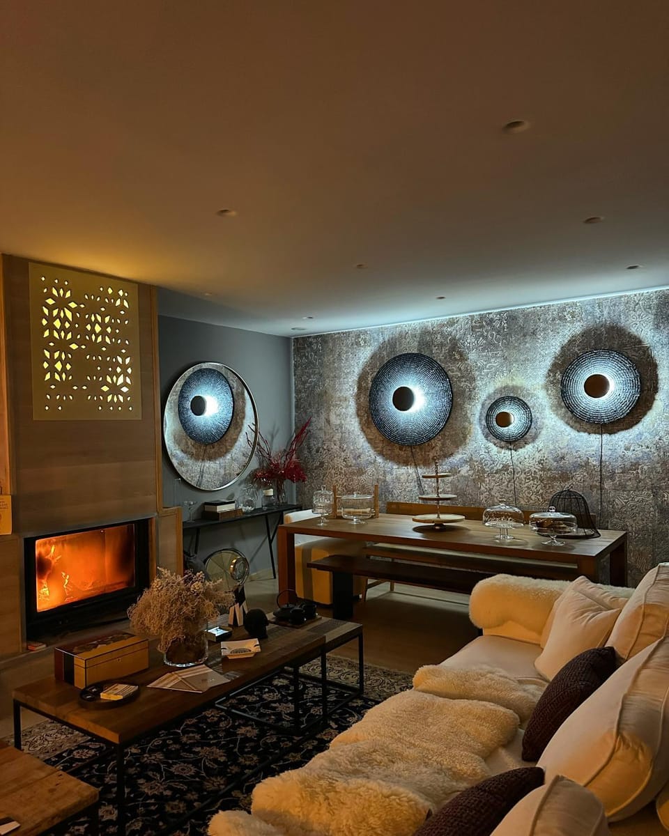 Living room, Decorative detail, fireplace