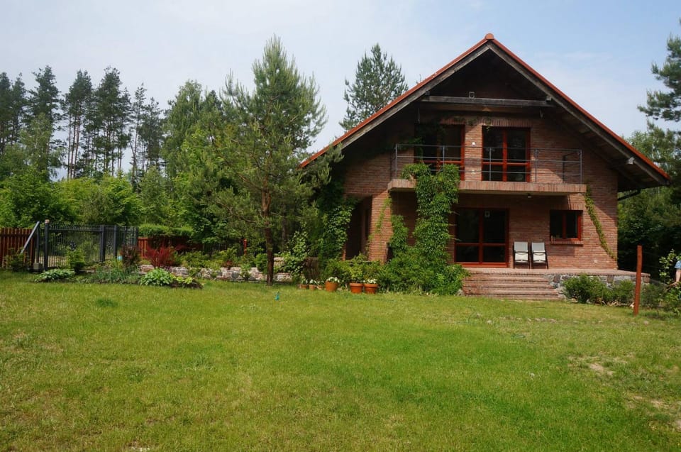 Dom pod głogami House in Poland