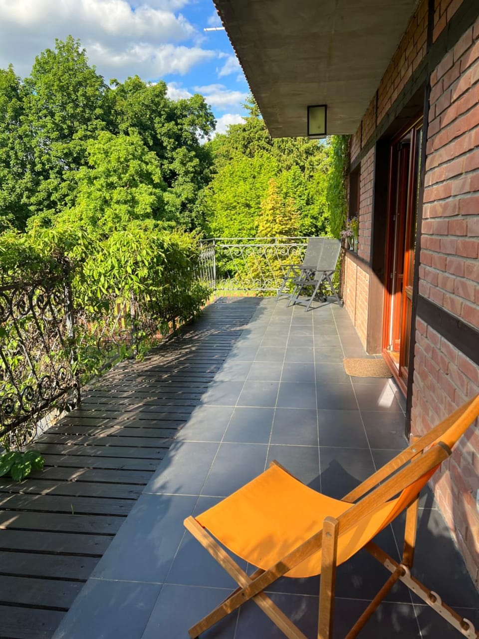 Dom pod klonami House in Poland