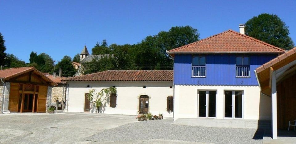 Lou Lombrès Bed and Breakfast in Occitanie