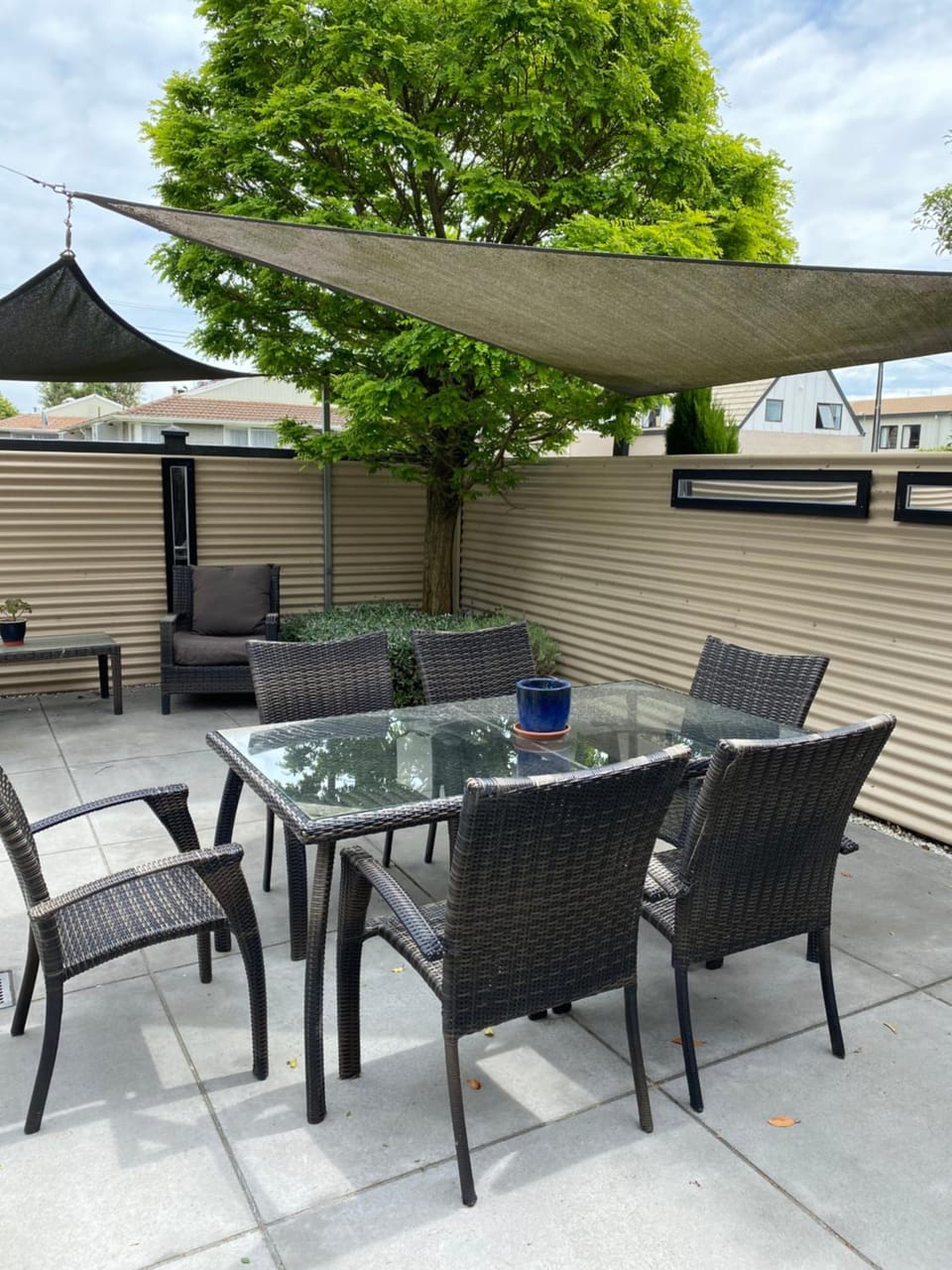 Patio, Dining area