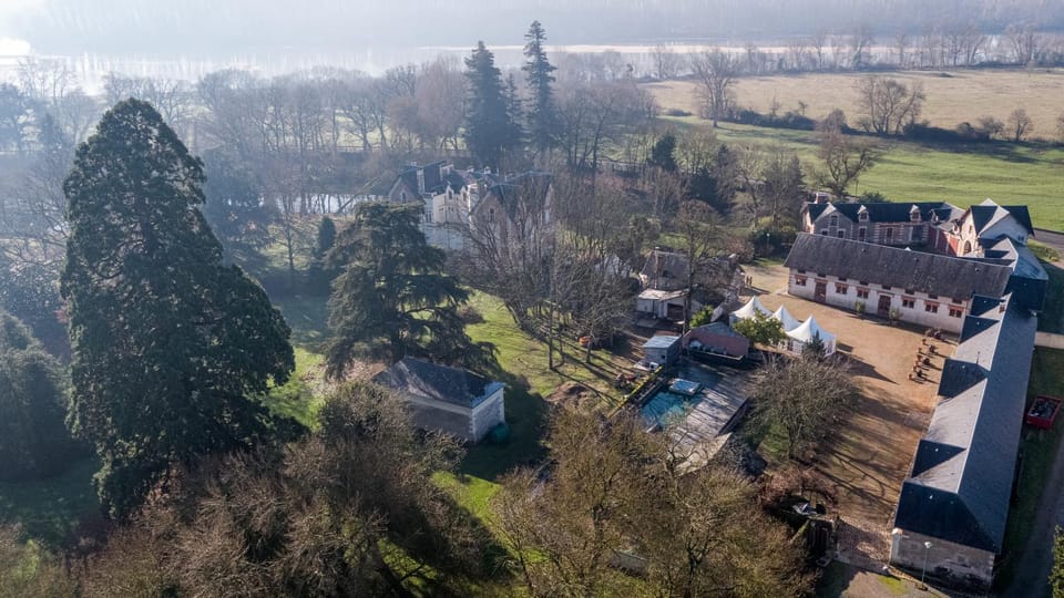 Property building, Bird's eye view