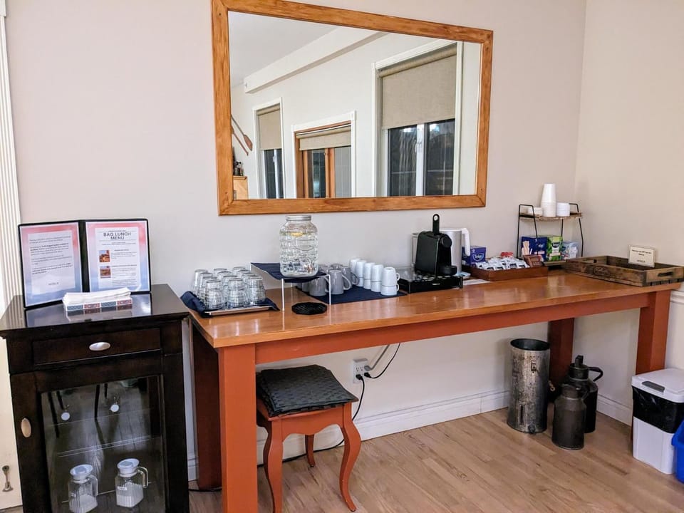 Coffee/tea facilities