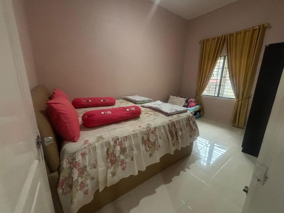 Villa Brastagi Resort Jalan Mimpin Tua Blok C No. 41 Villa in Indonesia